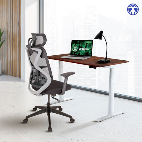 Ergonomic table and chair 2025